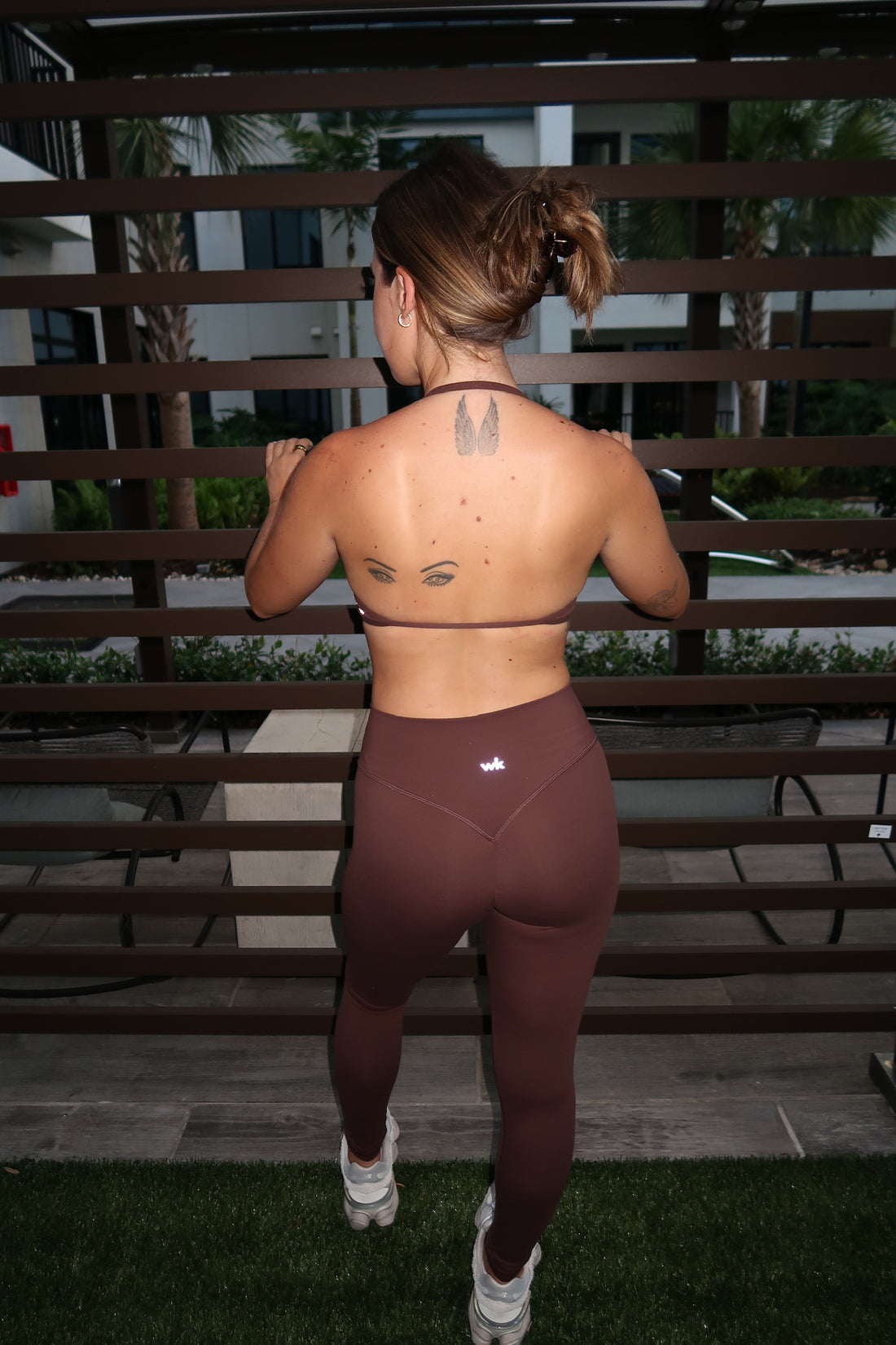 Espresso Air Sculpt Scoop Halter Bra